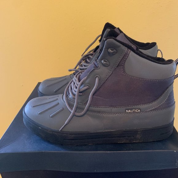 Nautica New Bedford Duck Boots - Picture 3 of 7